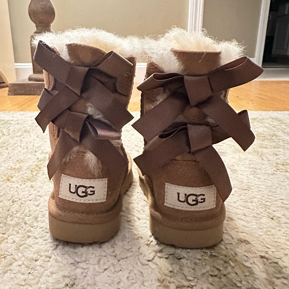 UGG Bailey Bow II Boot - Toddler 6